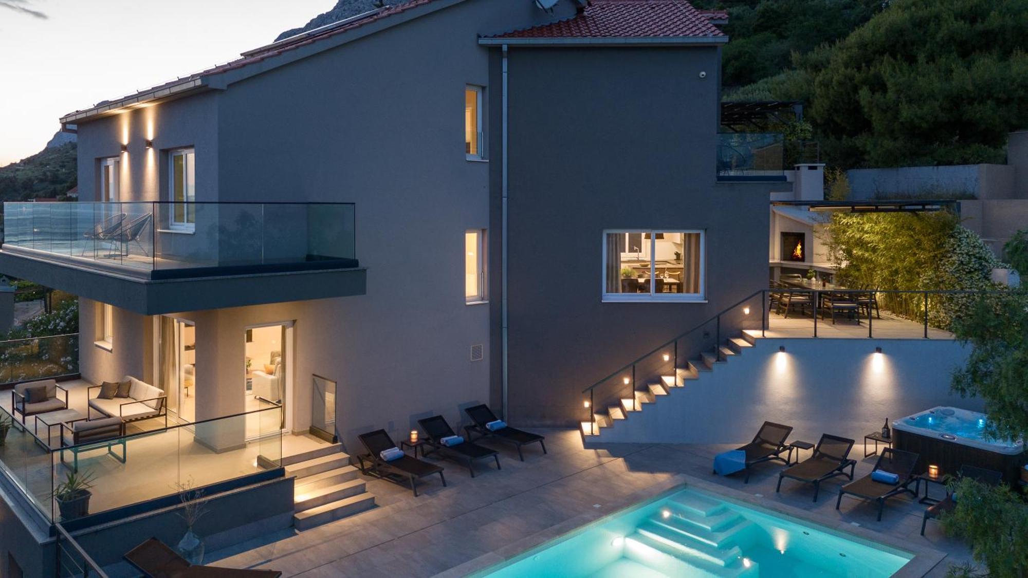 Villa Iponi Mimice Exterior photo